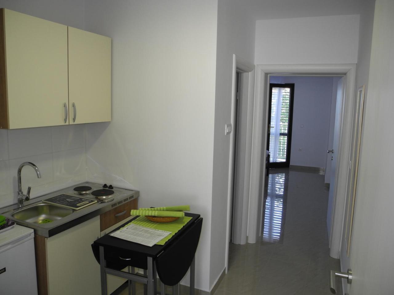 Apartments Nives ツリクヴェニツァ エクステリア 写真